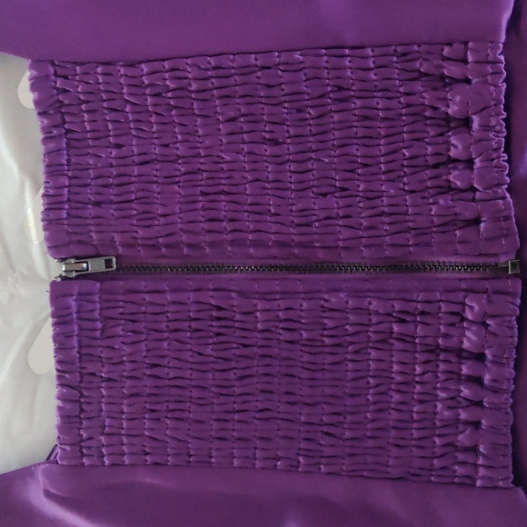 House of Harlow 1960 Purple Satin Crop Top, Size S. - Picture 4 of 7